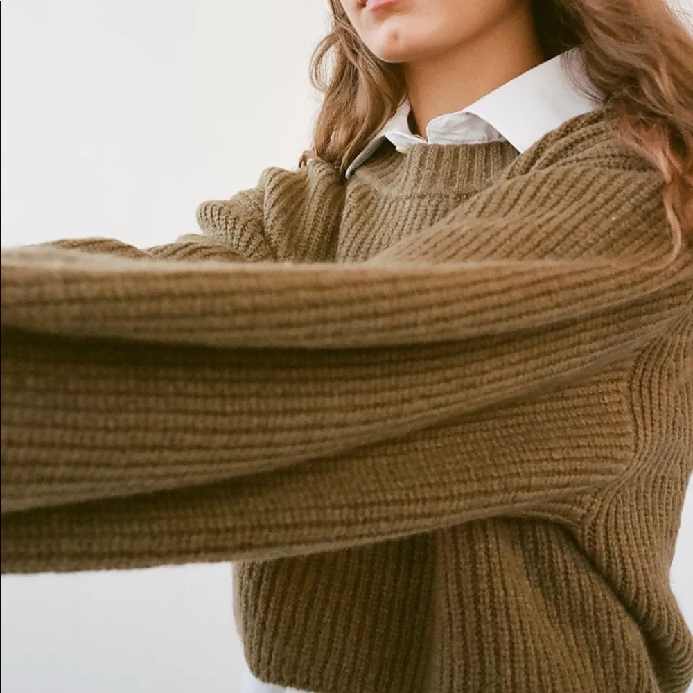 urban outfitters sydney crewneck cropped sweater